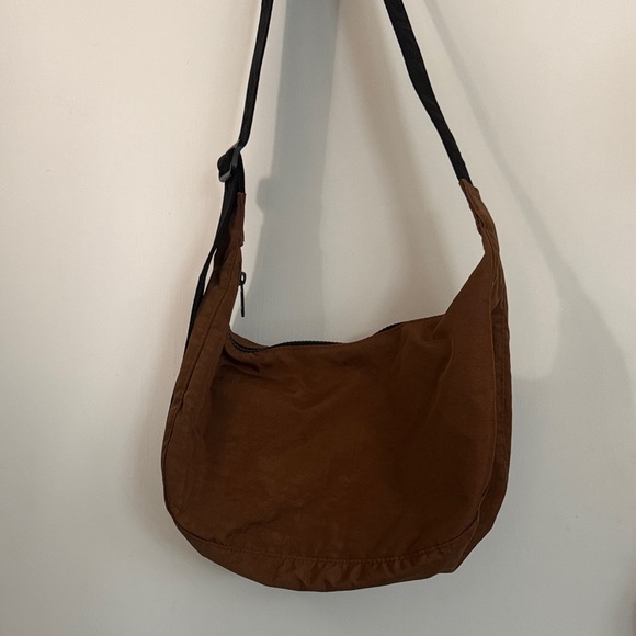 BAGGU Handbags - Baggu Medium Crossbody Bag
